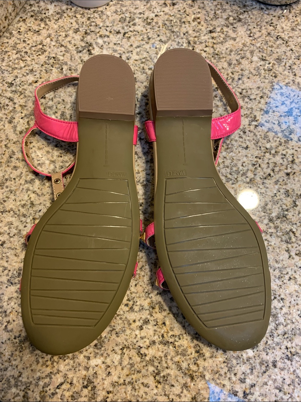 Vaneli Hot Pink Pyramid-Stud T-Strap Sandals 8.5 Narrow - Picture 2 of 2